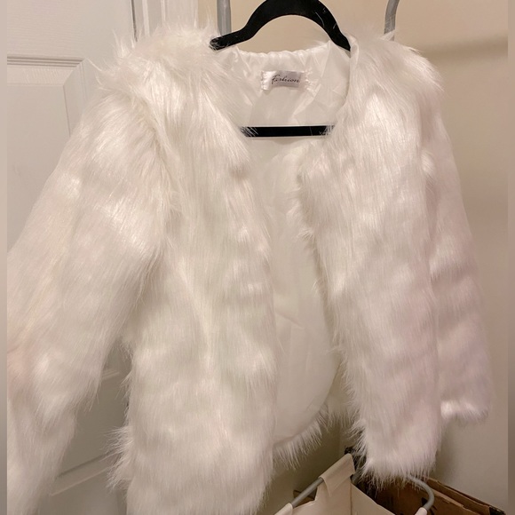 Jackets & Blazers - White faux fur coat, never worn!